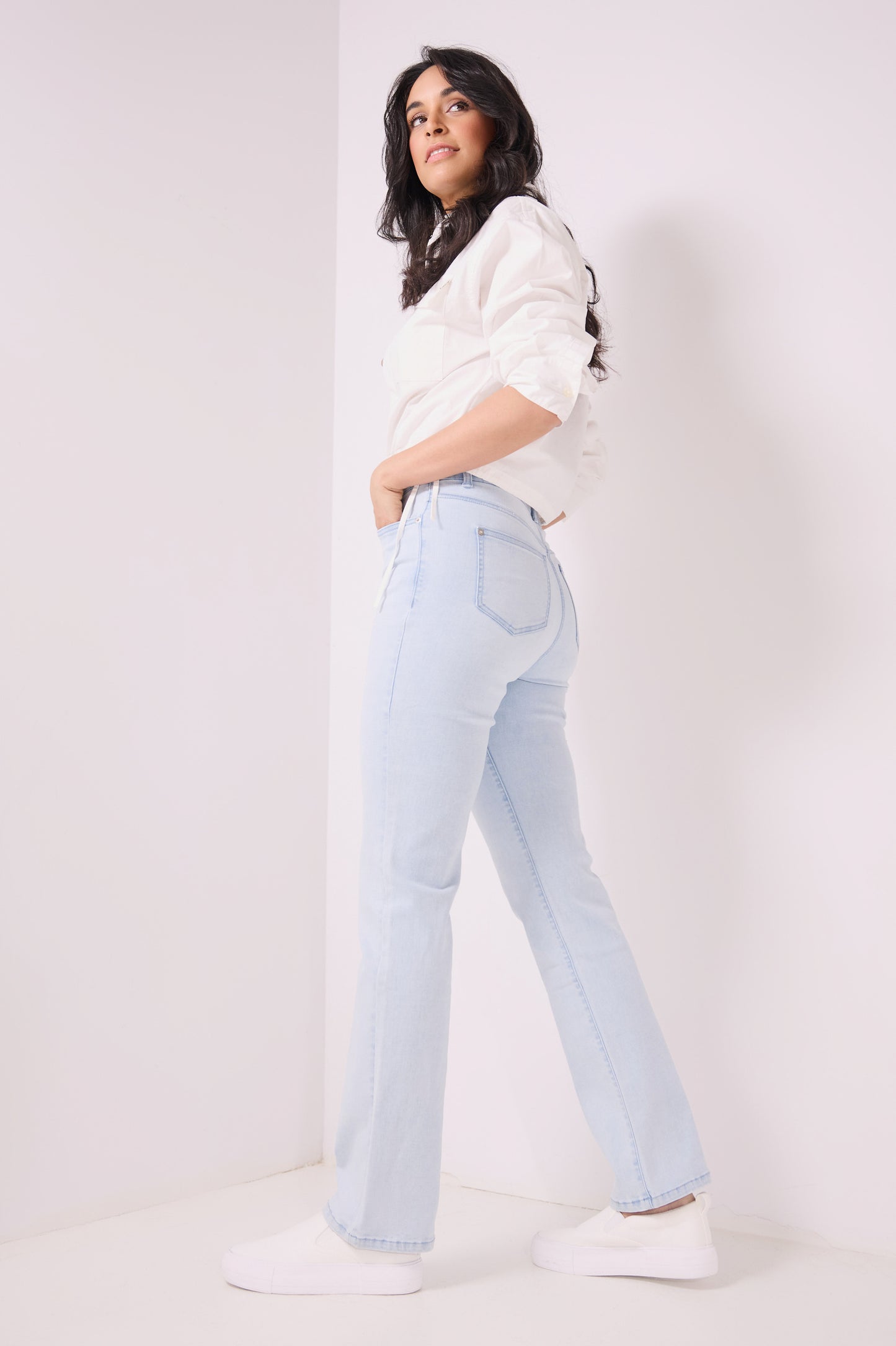 Secret Figure Pull-on Straight Leg Jeans with 5 real pockets