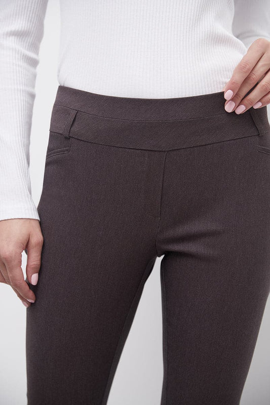 Slimming classic pants