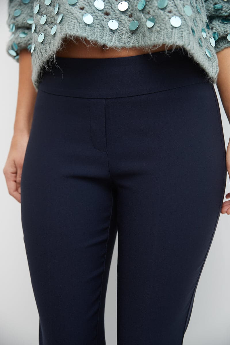Straight leg pants with tummy control