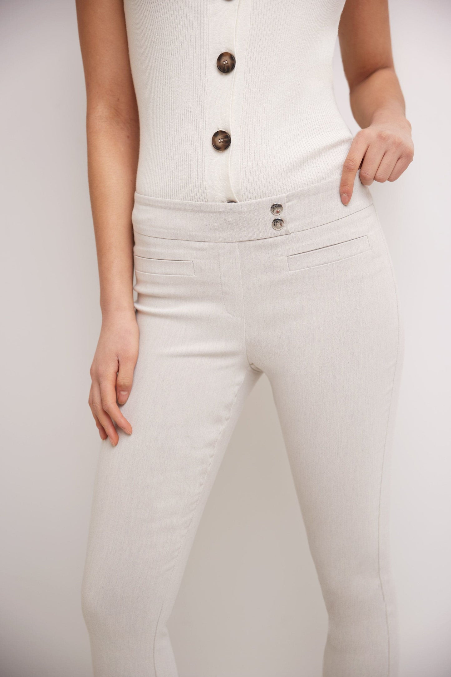 Skinny ankle pants with snaps