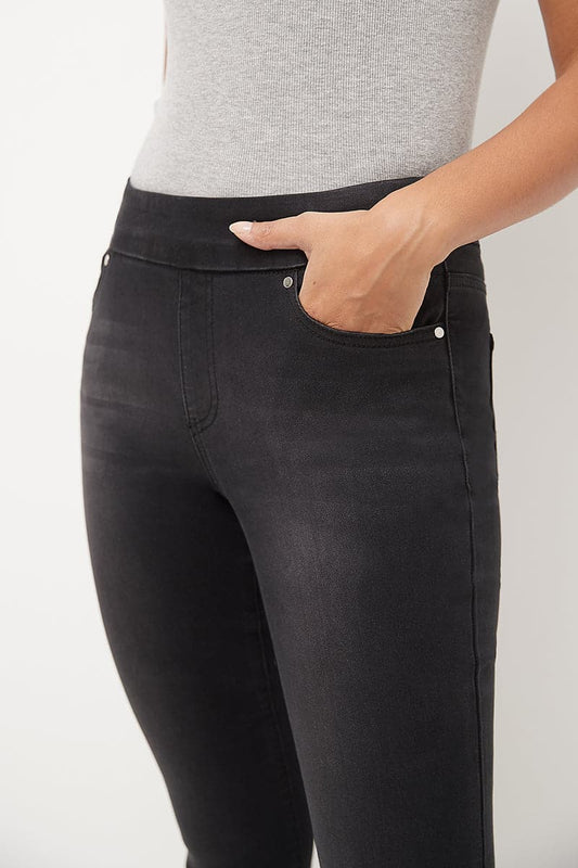 Skinny Pull-On Jeans with 5 Pocket Styling