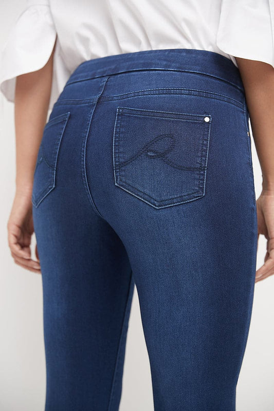Skinny Pull-On Jeans with 5 Pocket Styling