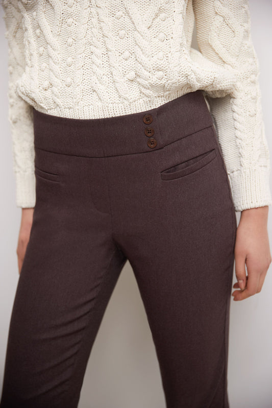 Straight classic pants with tummy control and pockets