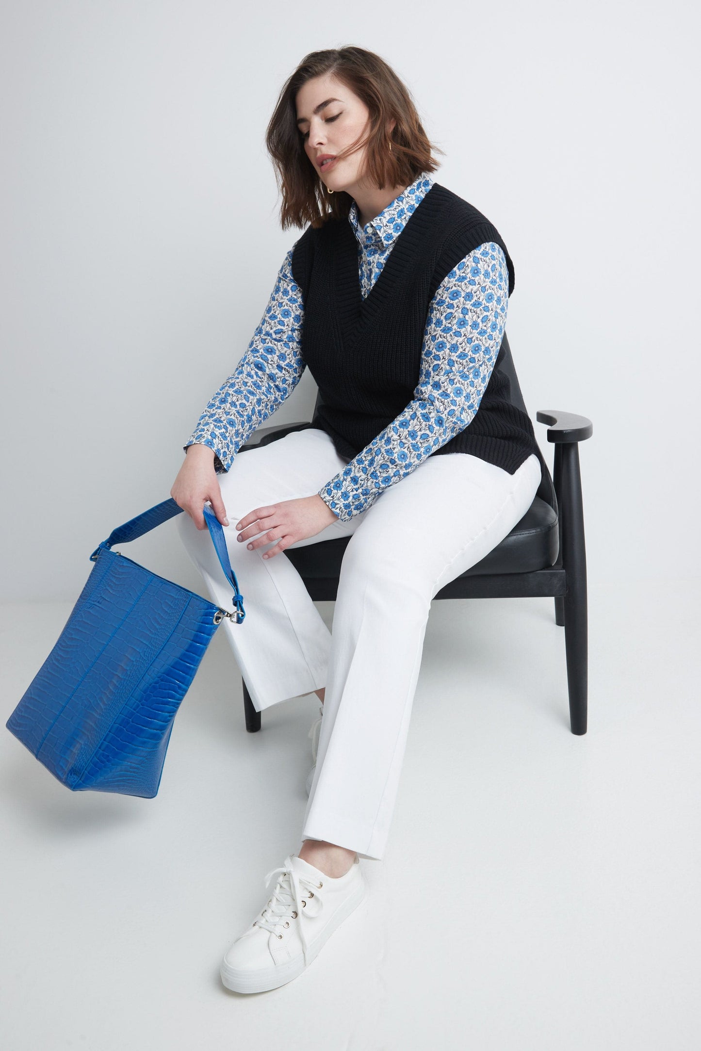 Curvy Pull-on Barely Bootcut Classic Pants