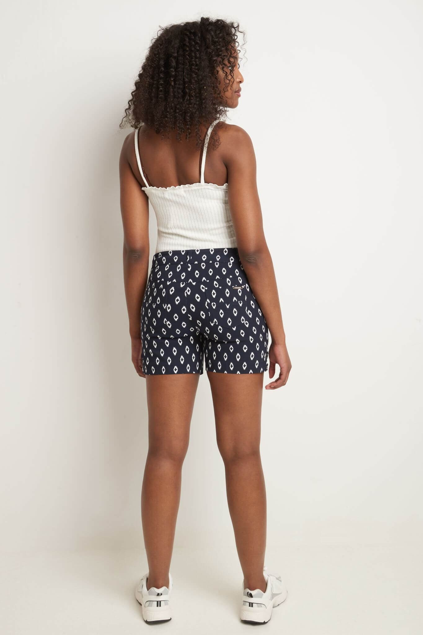 Pull-on 5” Classic Shorts with Real Pockets