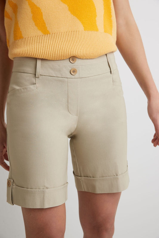 Women’s 8” Classic Shorts with Stitched Cuff