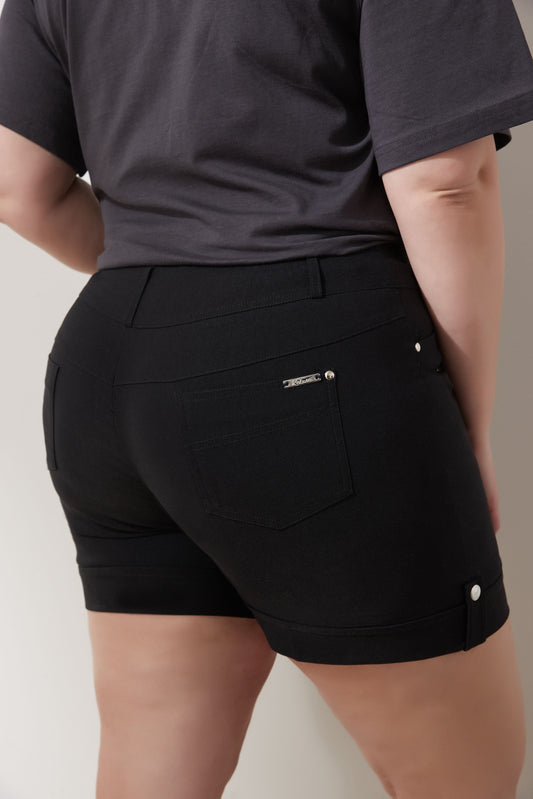 Curvy Plus Size 6” Shorts with Slimming Cuff