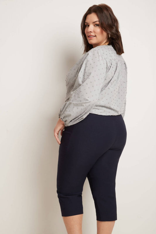 Slimming Plus Size Capris with Real Pockets
