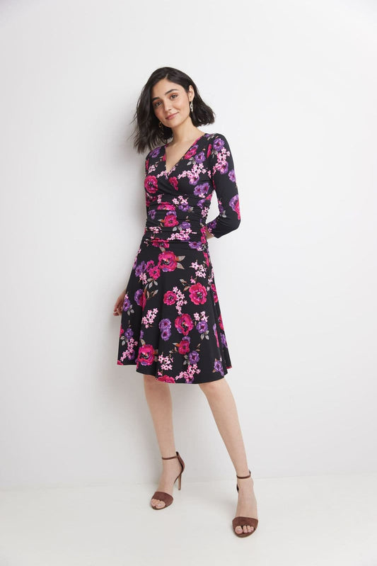 Form-fitting 3/4 Sleeve Dress with Ruching