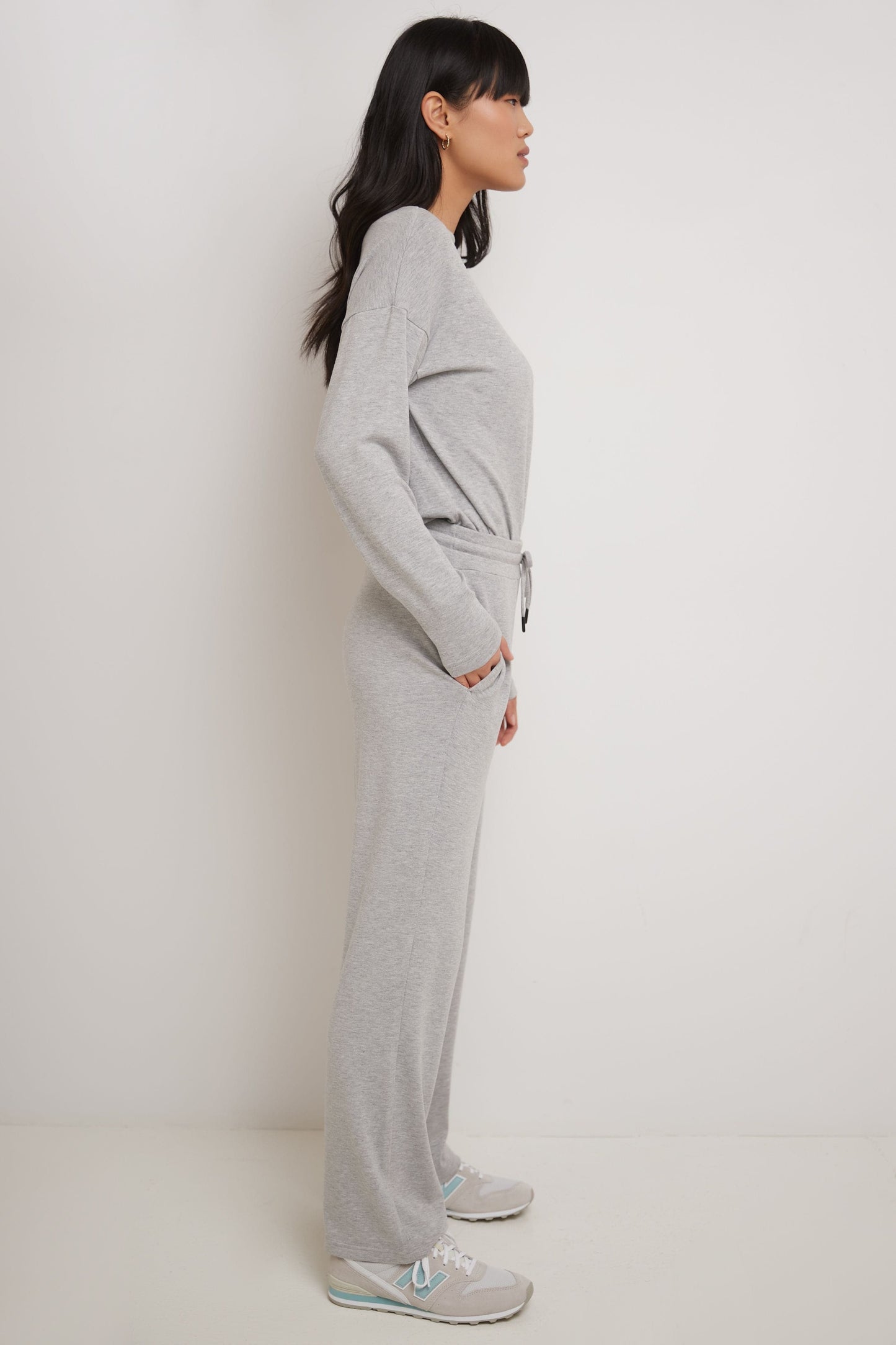 Rekucci Women's Simply Soft Straight Leg Knit Pant