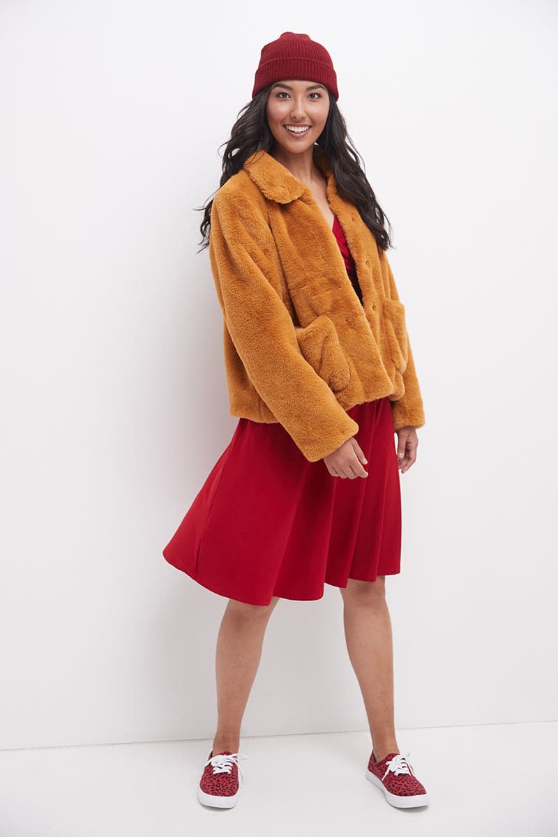 Form-Fitting Sleeveless Dress with Tummy Control