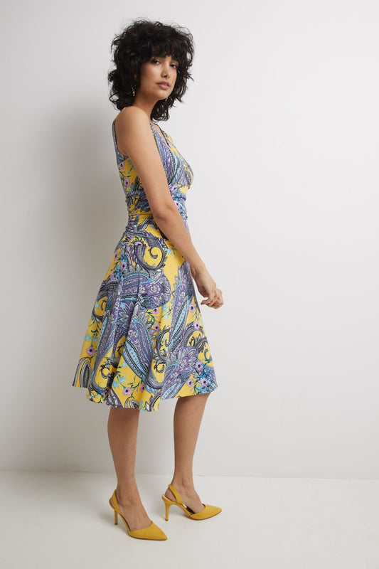 Form-Fitting Sleeveless Dress with Tummy Control