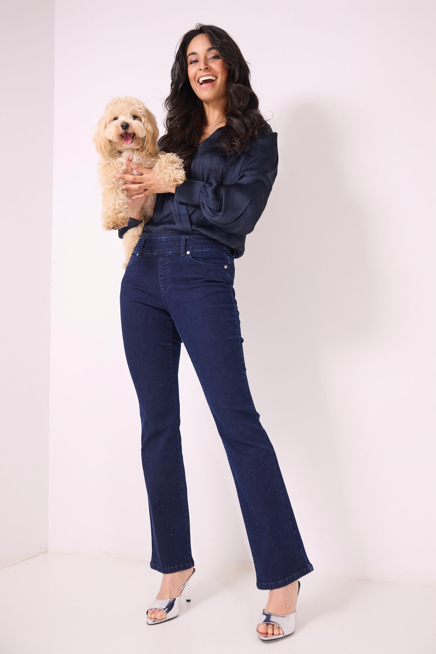 Pull-on Bootcut Jeans with real pockets