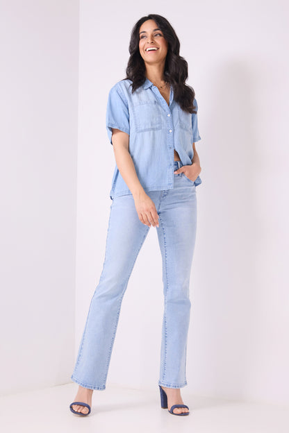Pull-on Bootcut Jeans with real pockets