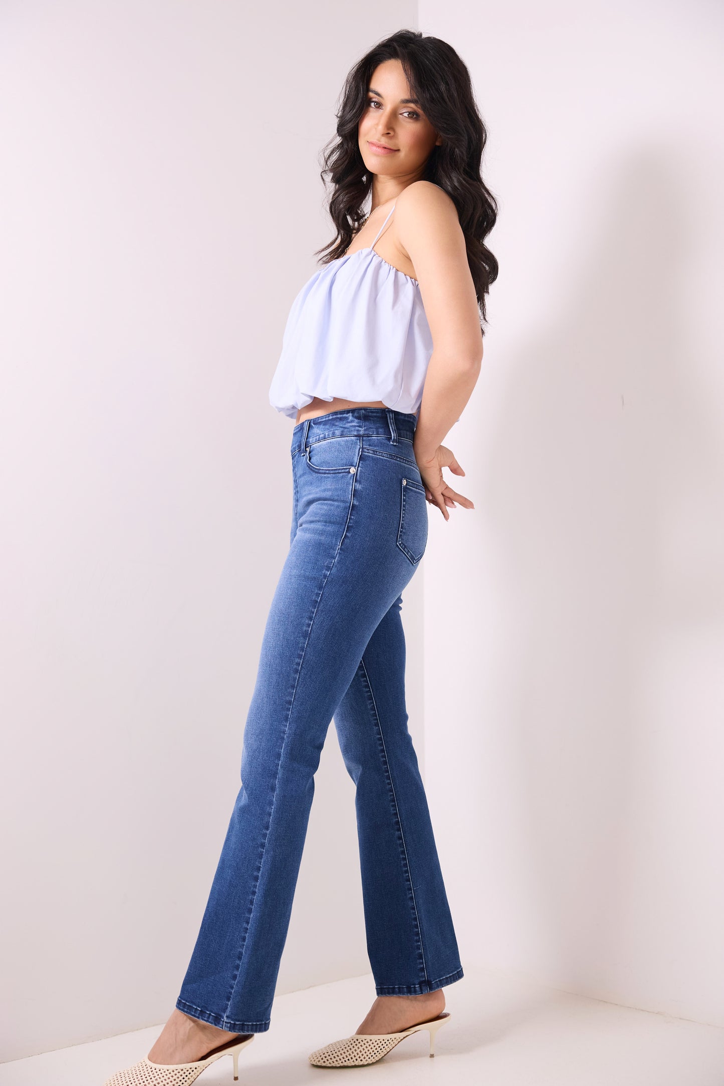 Pull-on Bootcut Jeans with real pockets