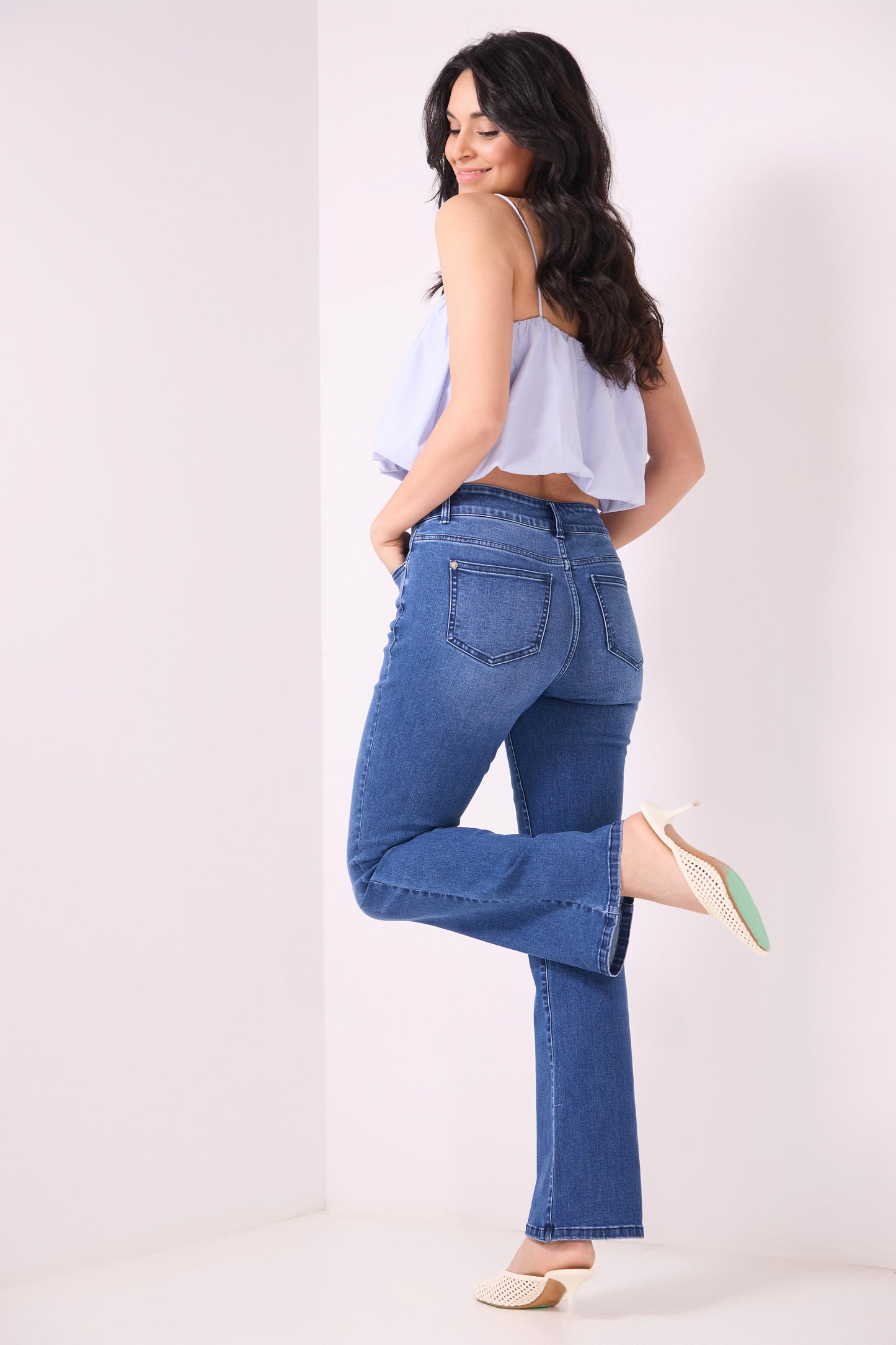 Pull-on Bootcut Jeans with real pockets