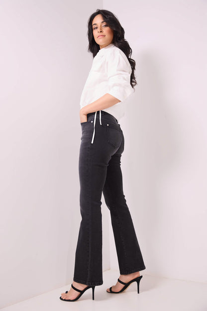 Pull-on Bootcut Jeans with real pockets