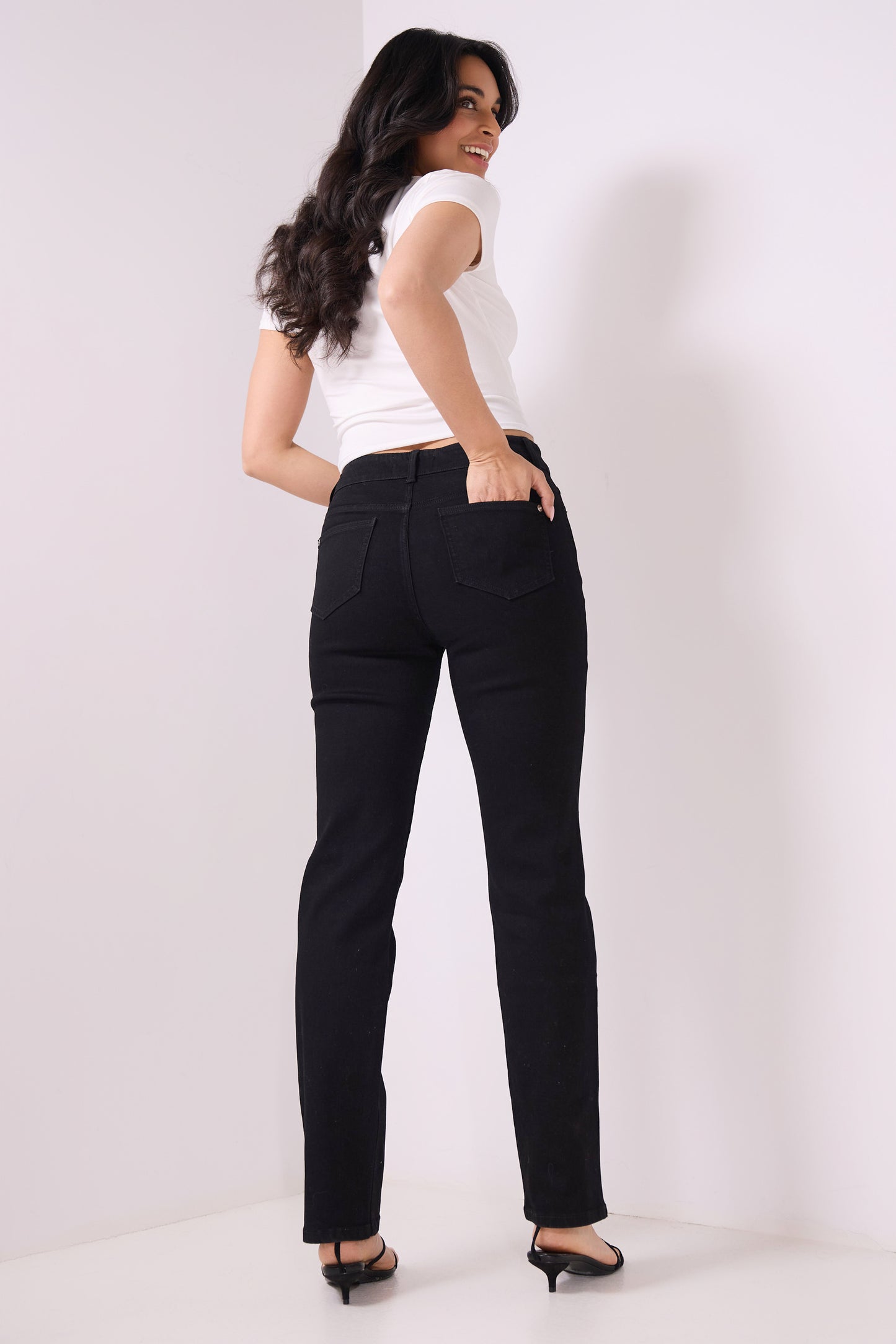 Secret Figure Pull-on Straight Leg Jeans with 5 real pockets