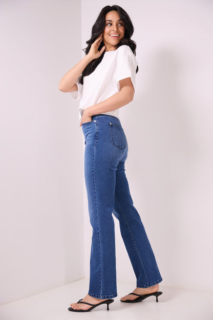 Secret Figure Pull-on Straight Leg Jeans with 5 real pockets