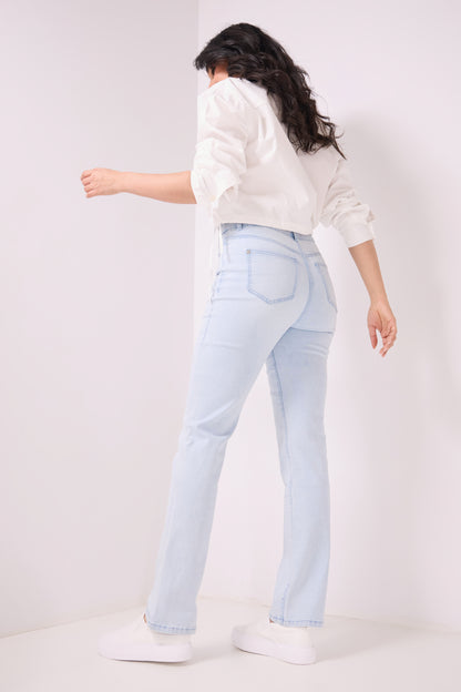 Secret Figure Pull-on Straight Leg Jeans with 5 real pockets