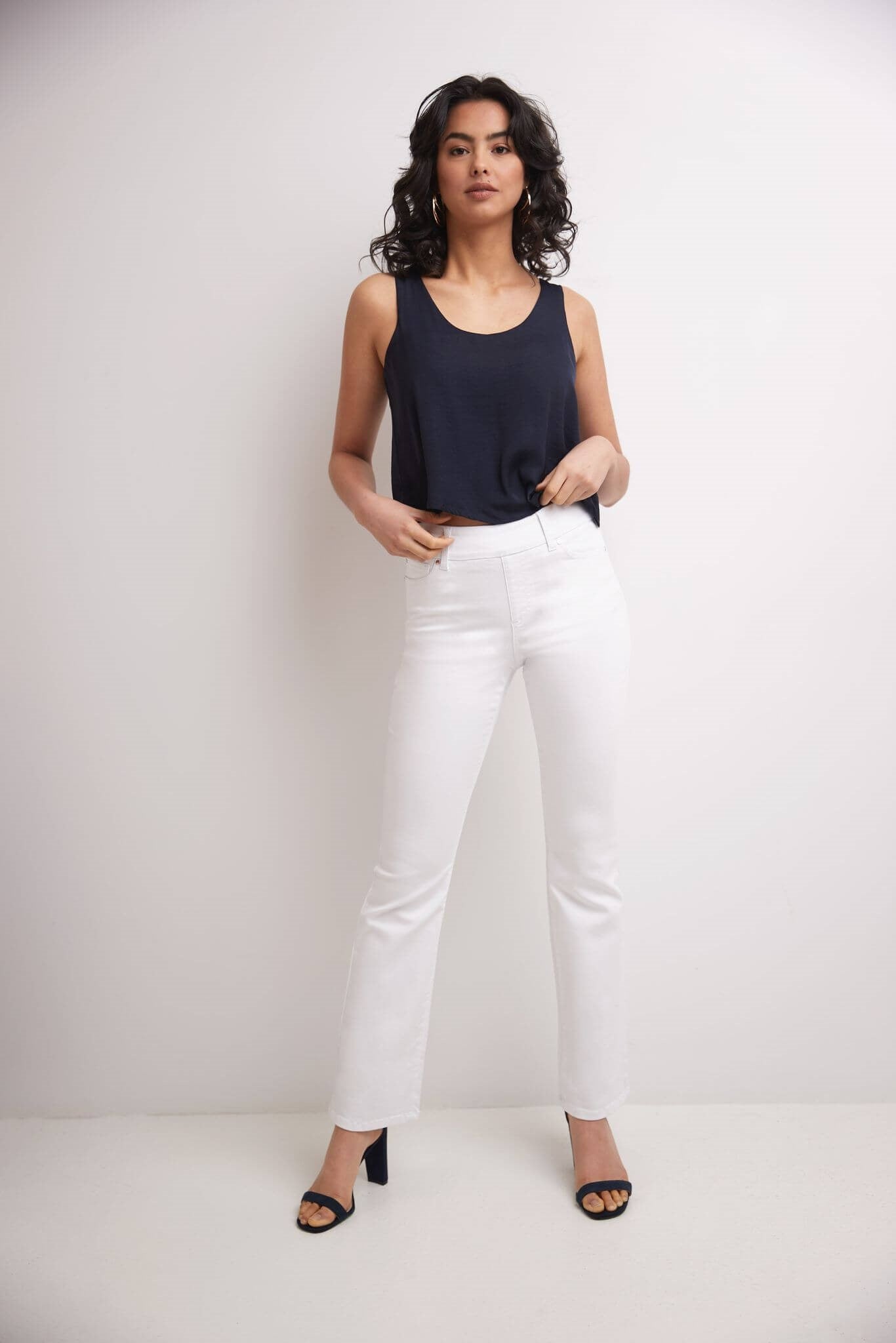 Pull-on Bootcut Jeans with real pockets