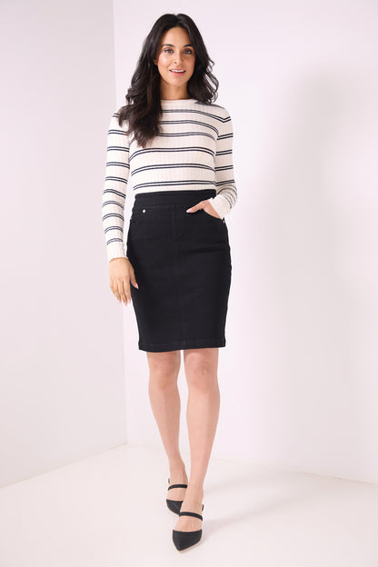 Pull-on Denim Skirt with 5 Pockets