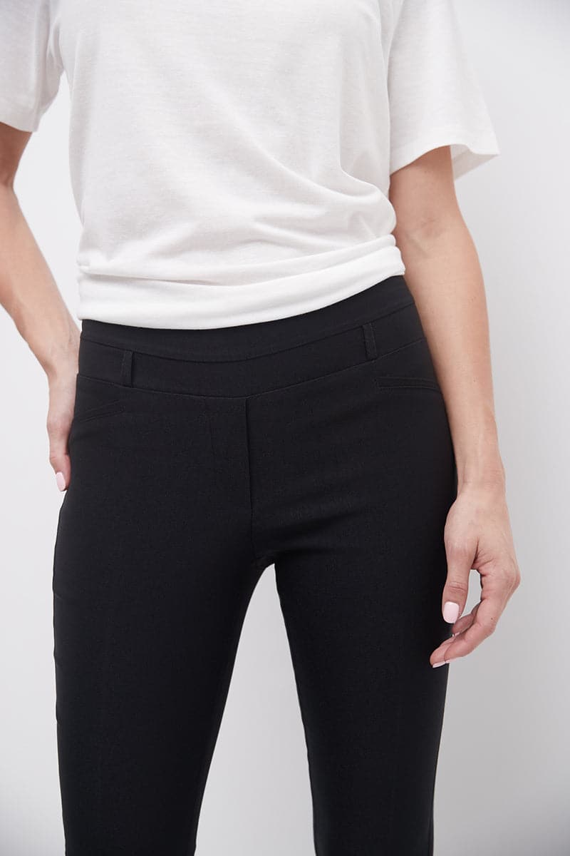 Slimming classic pants