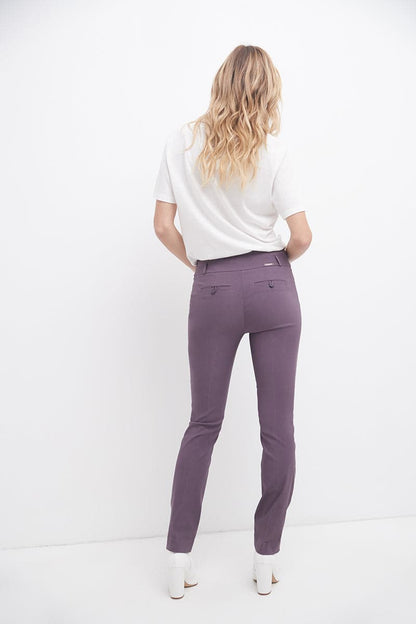 Slimming classic pants