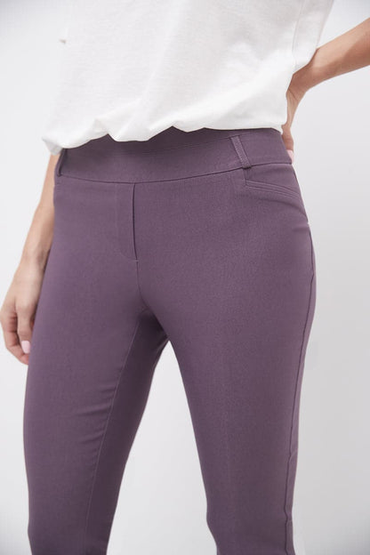 Slimming classic pants