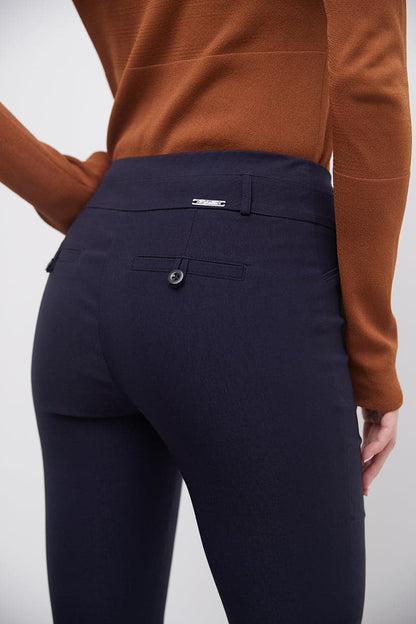 Slimming classic pants