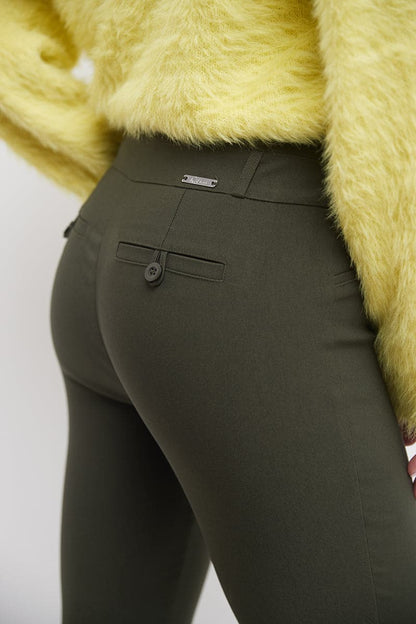 Slimming classic pants