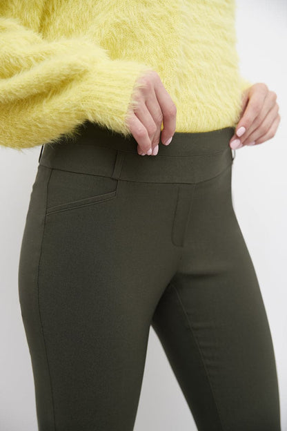 Slimming classic pants