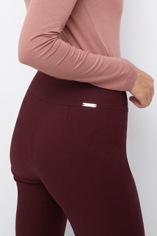 Straight leg pants with tummy control