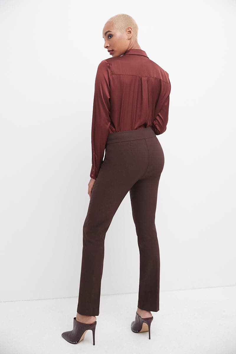 Straight leg pants with tummy control