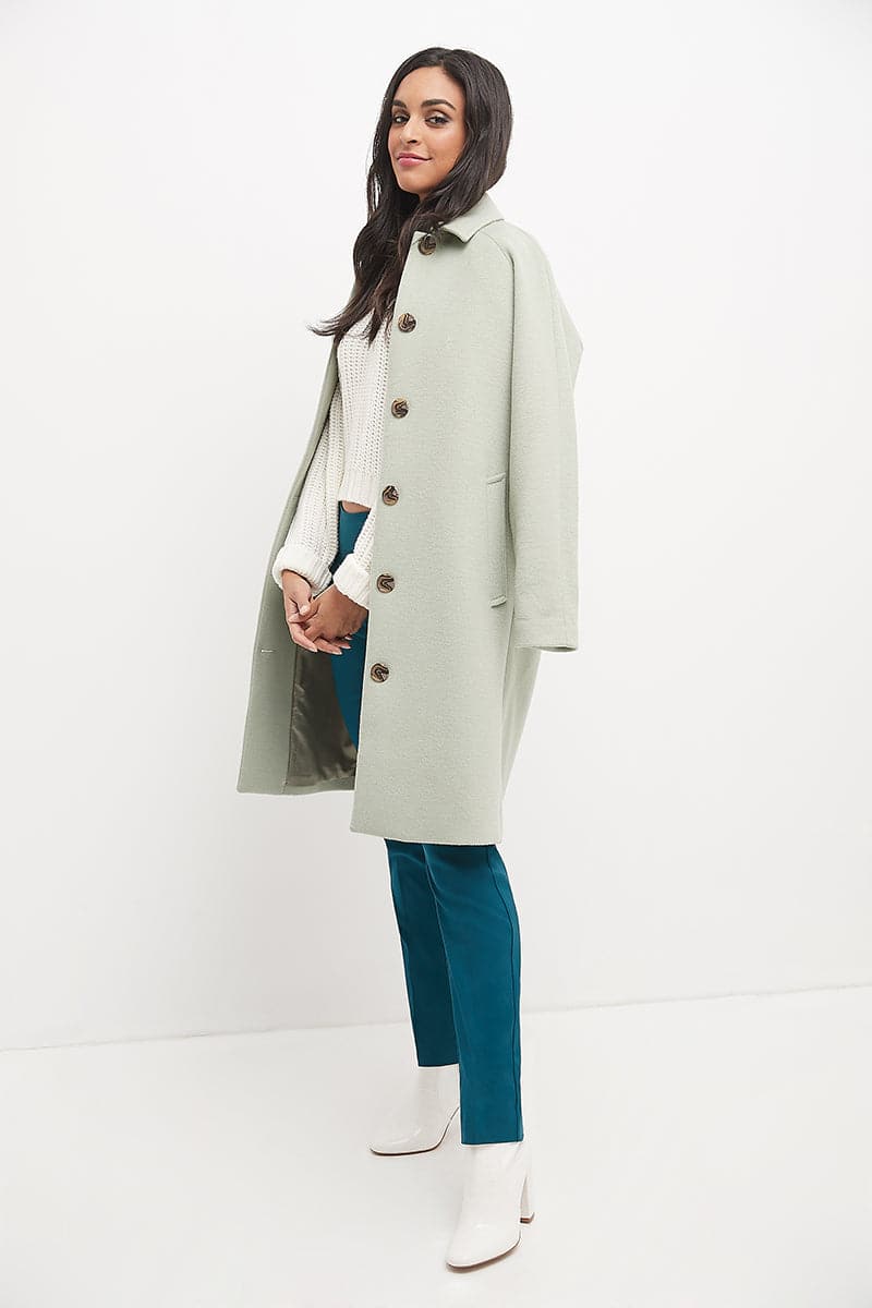 Straight leg pants with tummy control