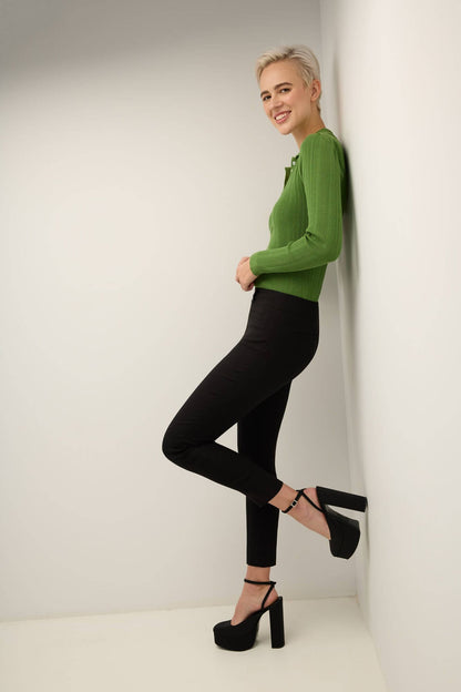 Skinny ankle pants with snaps