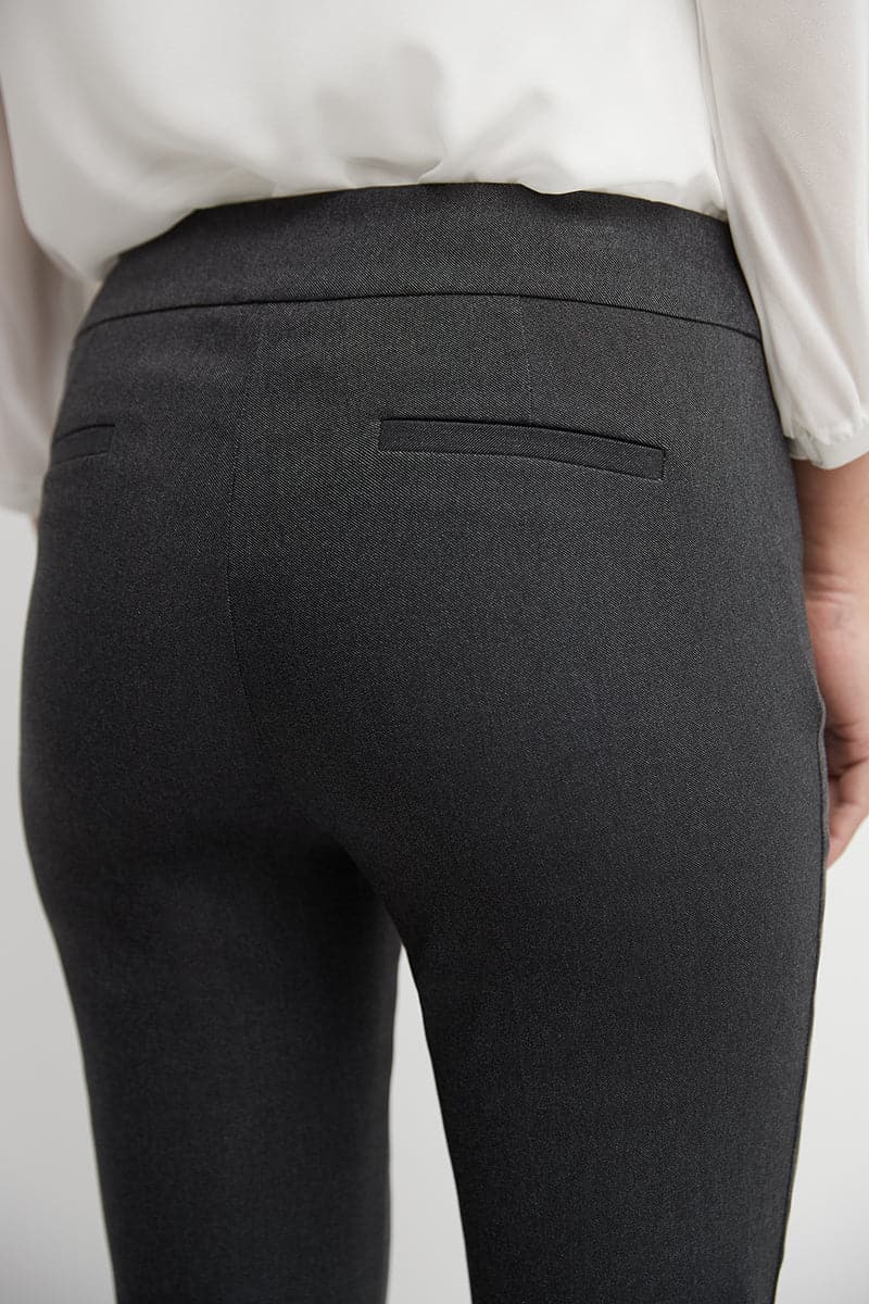 Skinny ankle pants with snaps