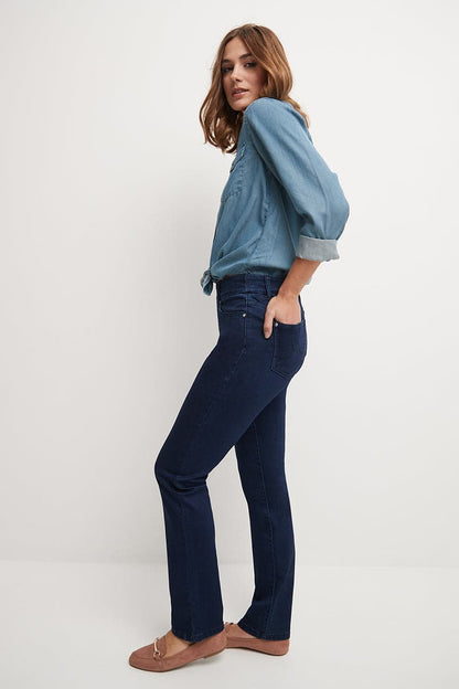Secret Figure Pull-on Straight Leg Jeans with 5 real pockets
