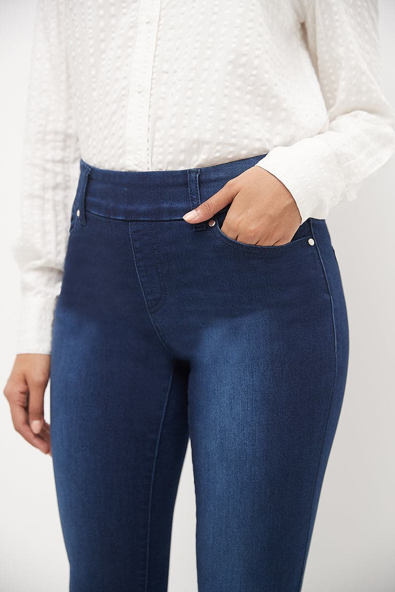 Secret Figure Pull-on Straight Leg Jeans with 5 real pockets