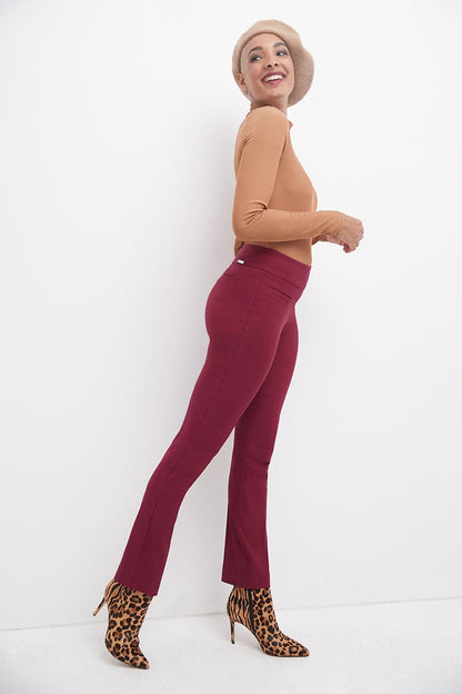 Straight classic pants with tummy control and pockets