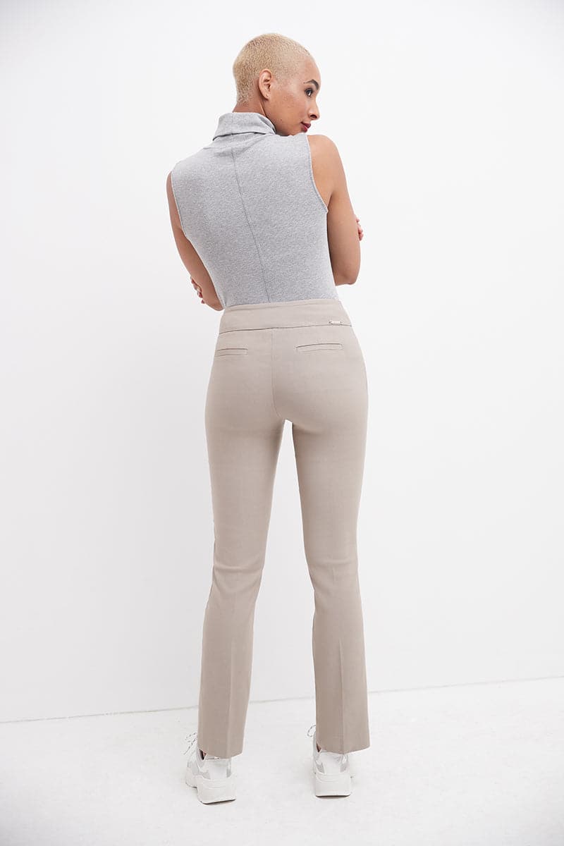 Straight classic pants with tummy control and pockets