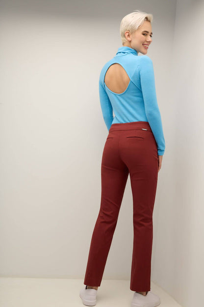 Straight classic pants with tummy control and pockets