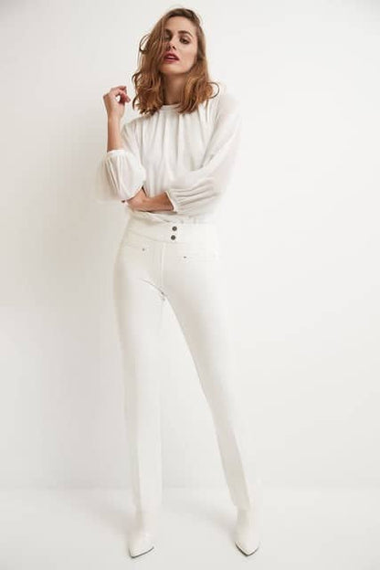 The hostess with the Mostest