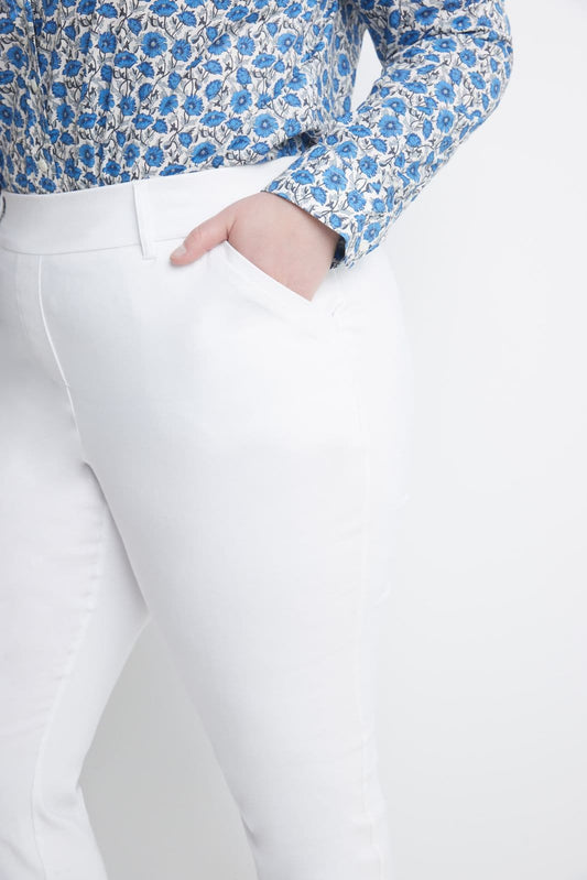 Curvy Pull-on Barely Bootcut Classic Pants