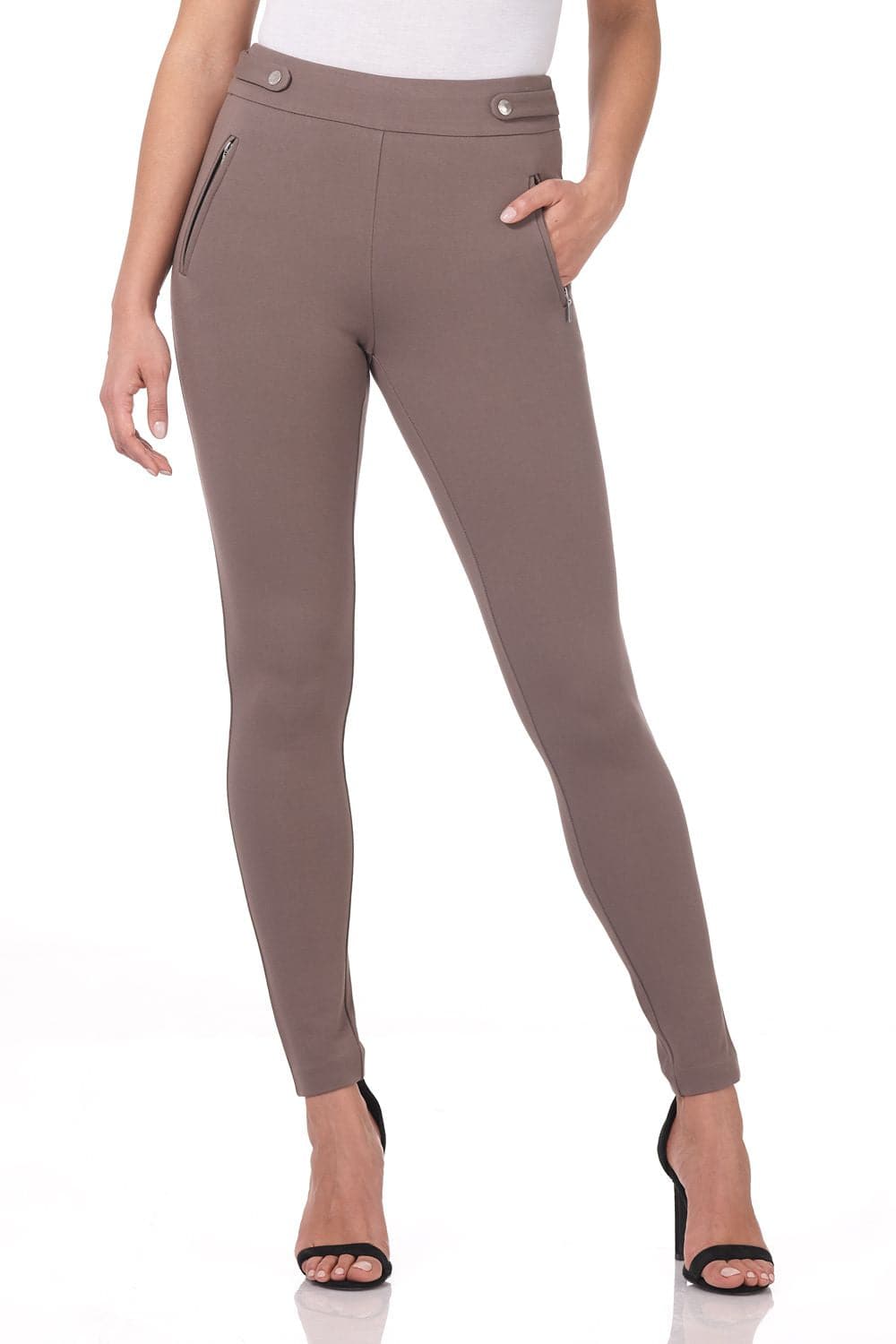 Secret Figure Pull-on Knit Pants with a Skinny Silhouette