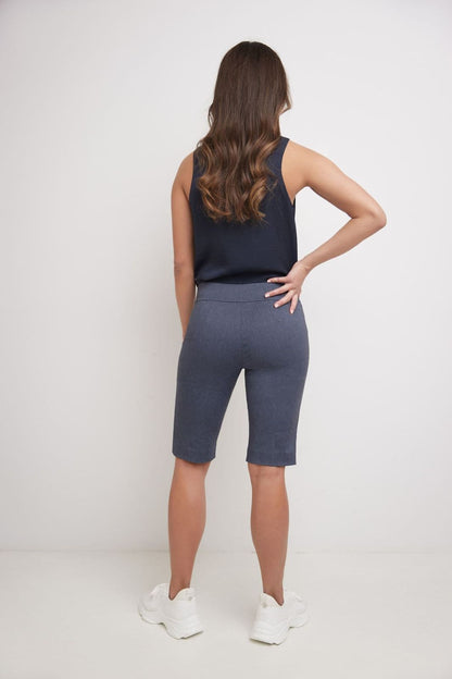 Women’s 12” Classic Shorts with Fake Front Pockets