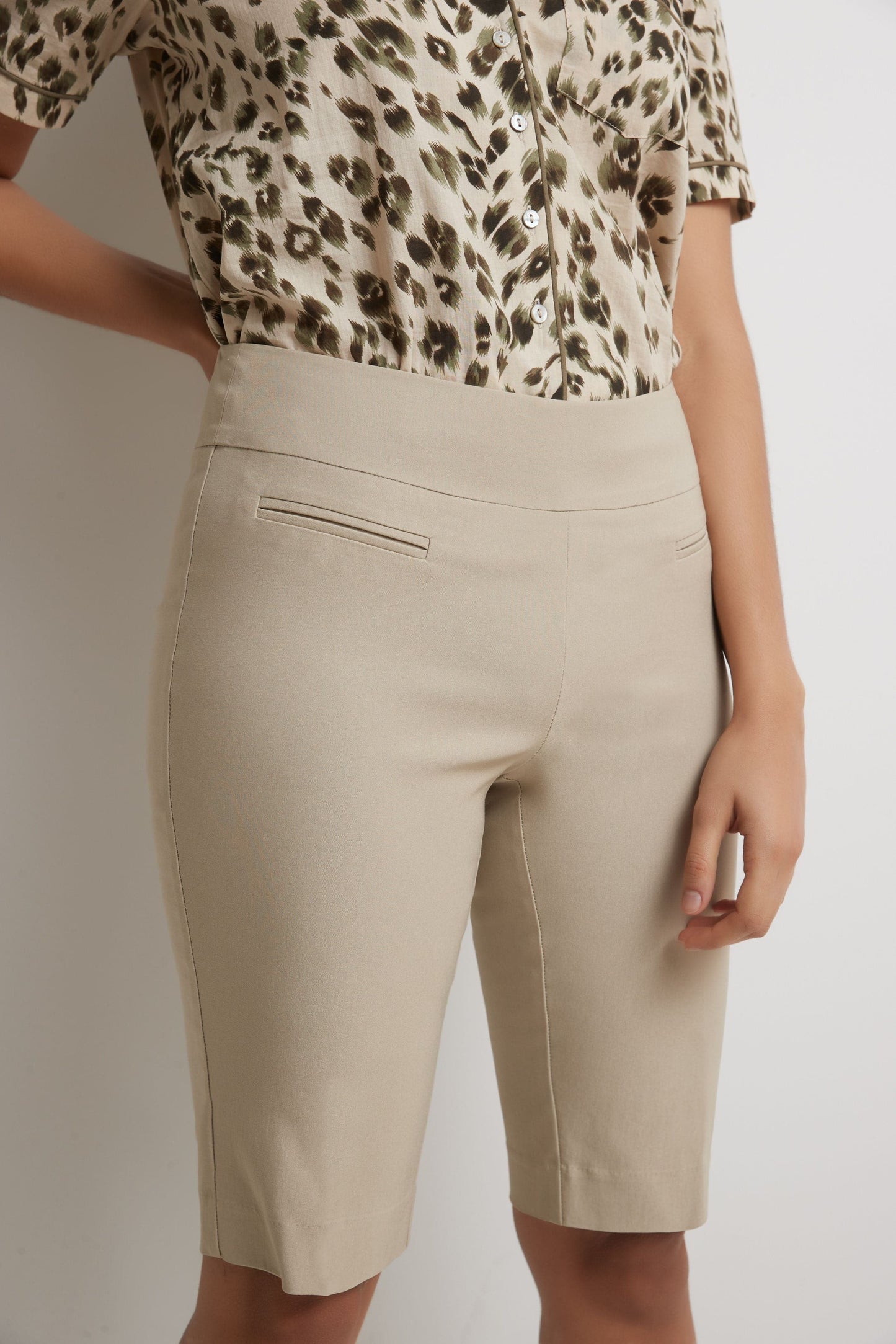 Women’s 12” Classic Shorts with Fake Front Pockets