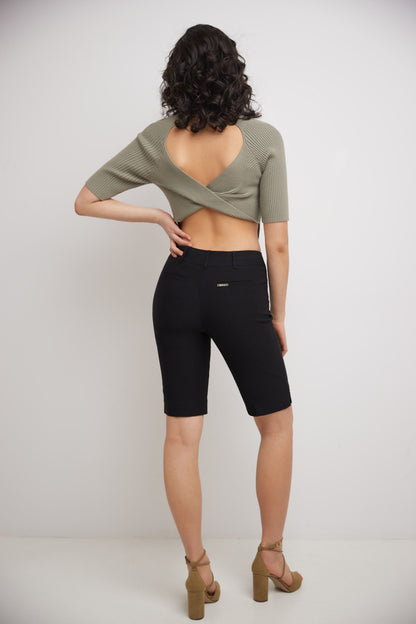 Women’s Classic Bermuda Shorts with Slant Pockets