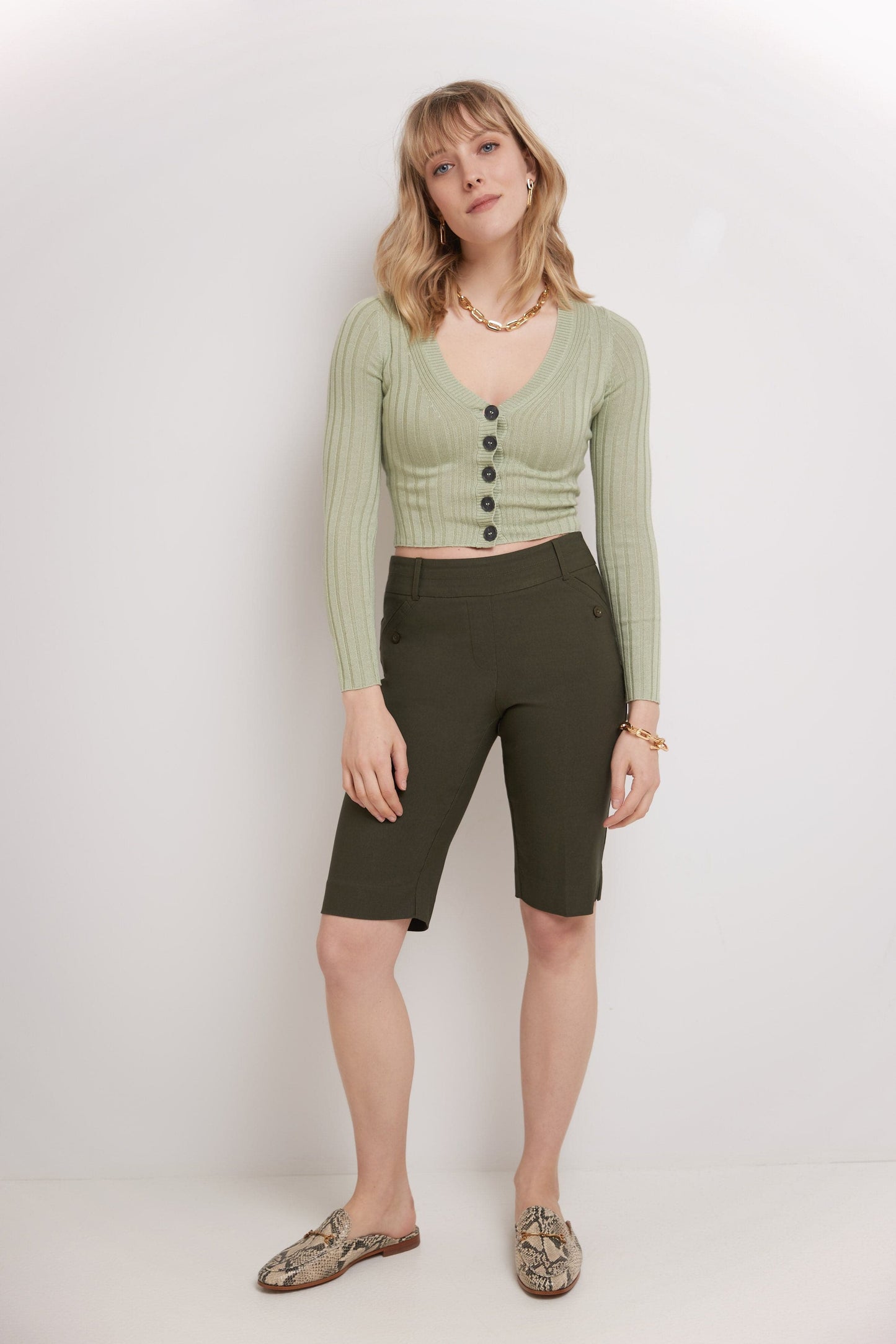 Women’s Classic Bermuda Shorts with Slant Pockets