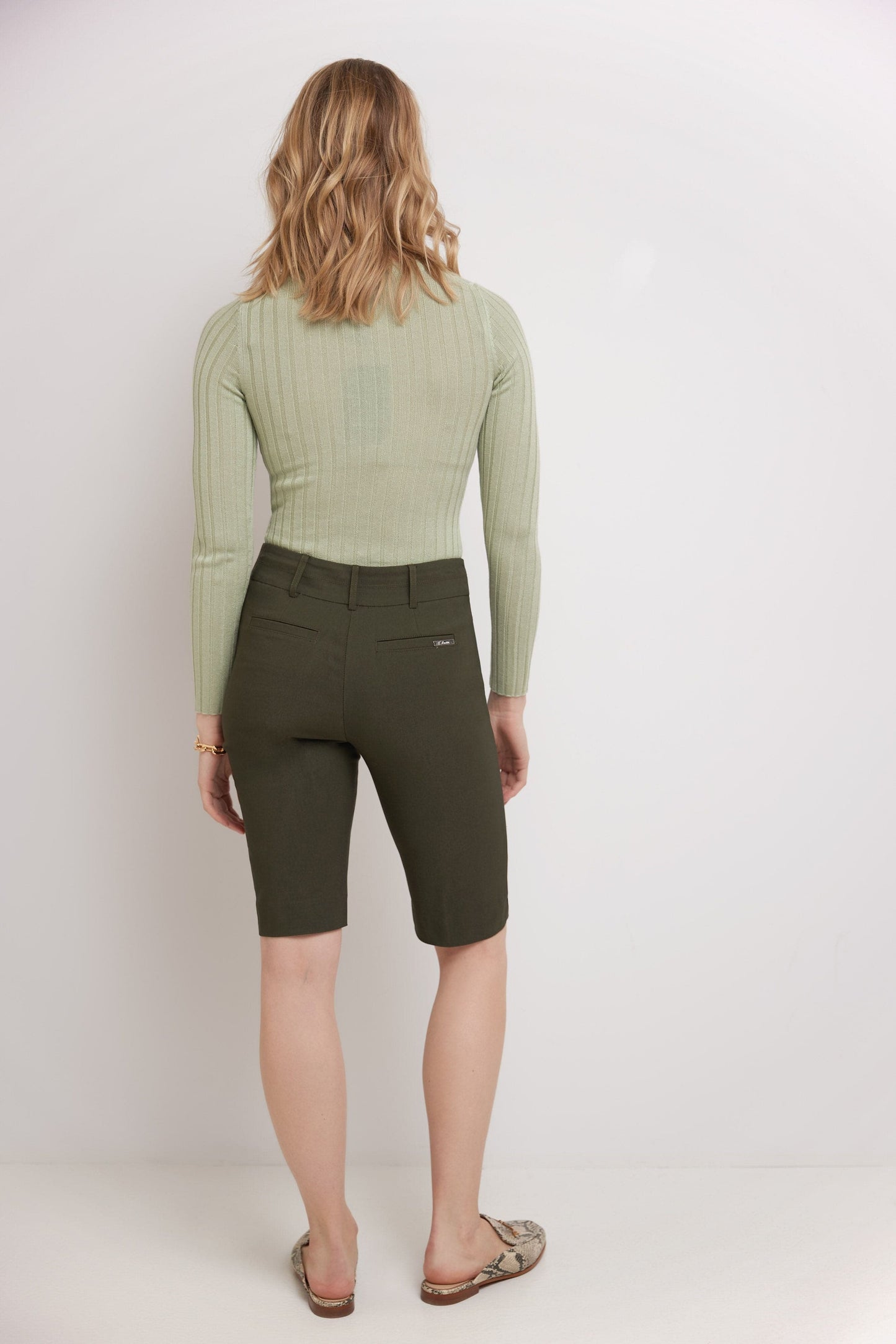 Women’s Classic Bermuda Shorts with Slant Pockets